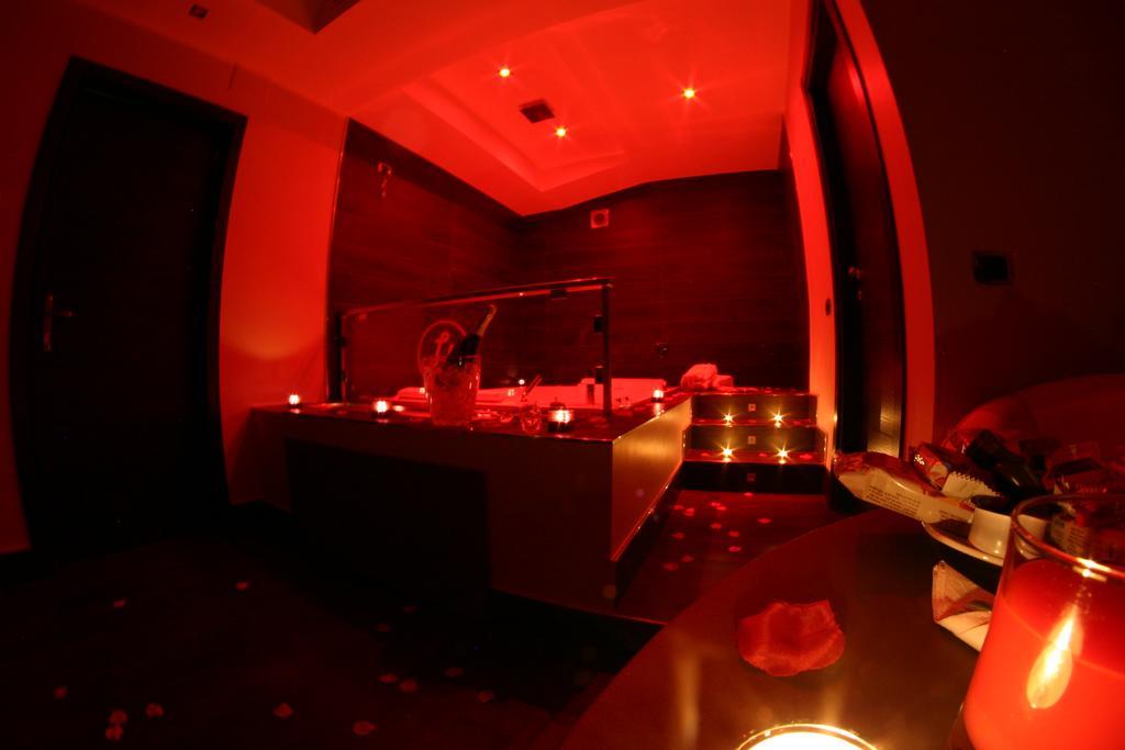 Hotel Luxor Casoria Buitenkant foto